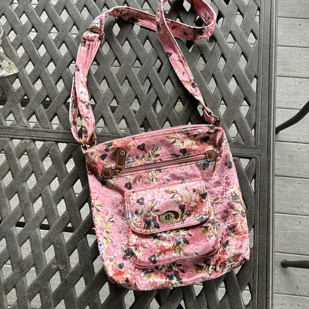 NEW Floral 3 pocket purse - Picture 2 of 7